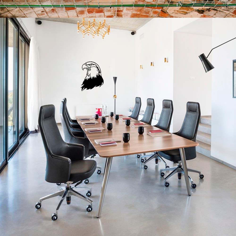 Águila 48 x 39 cms.